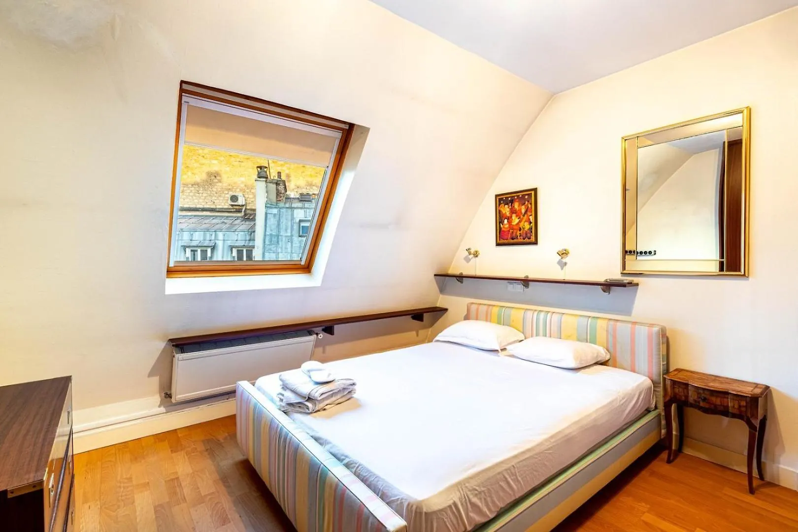 Guestready - Spacious Comfort In The 8Th Parijs Appartement