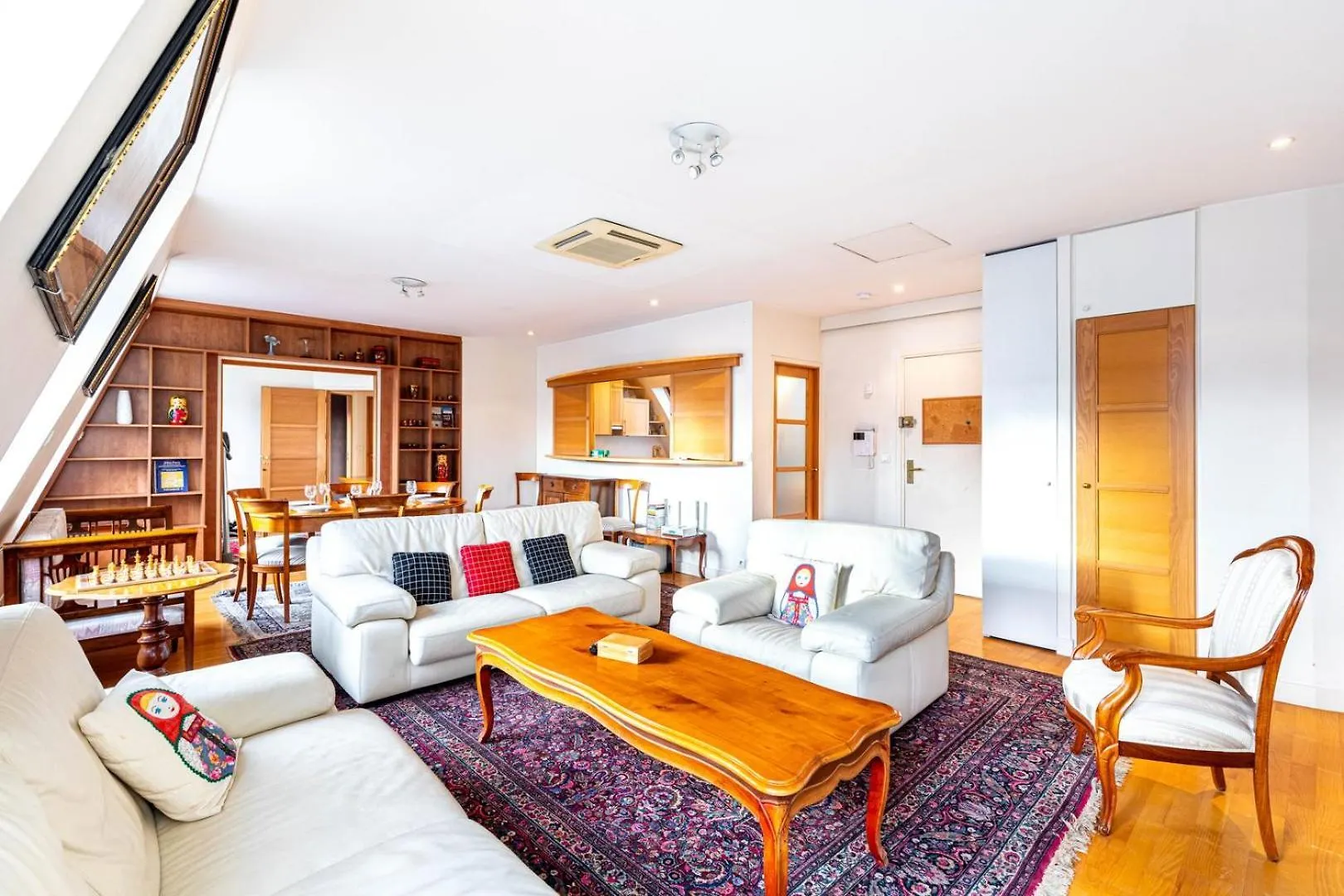 Guestready - Spacious Comfort In The 8Th Parijs